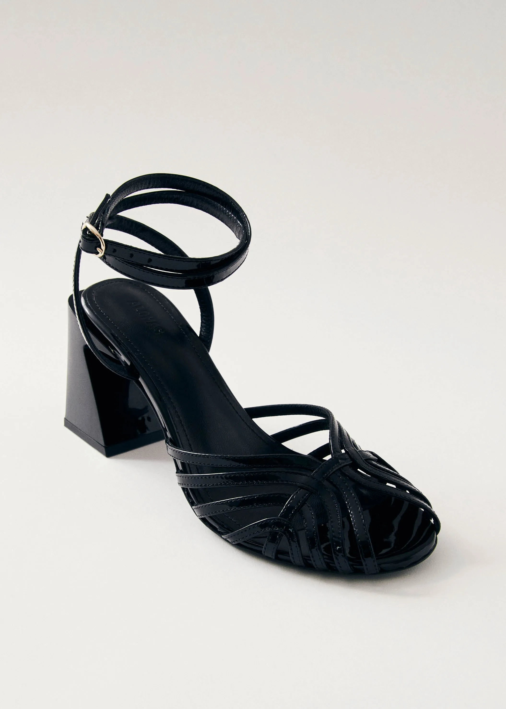 Jessa Onix Black Leather Sandals