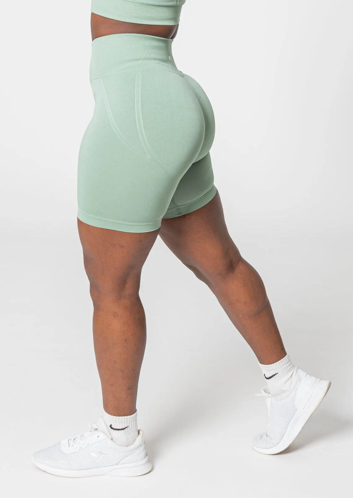 [LASTCHANCE] ENDURANCE Seamless Shorts