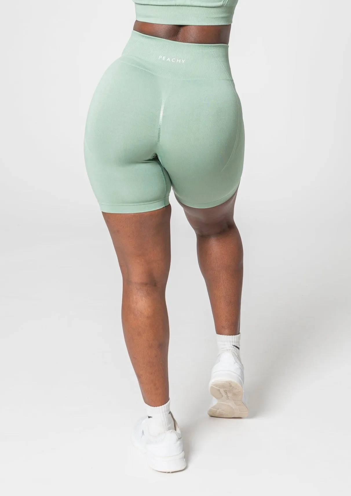 [LASTCHANCE] ENDURANCE Seamless Shorts