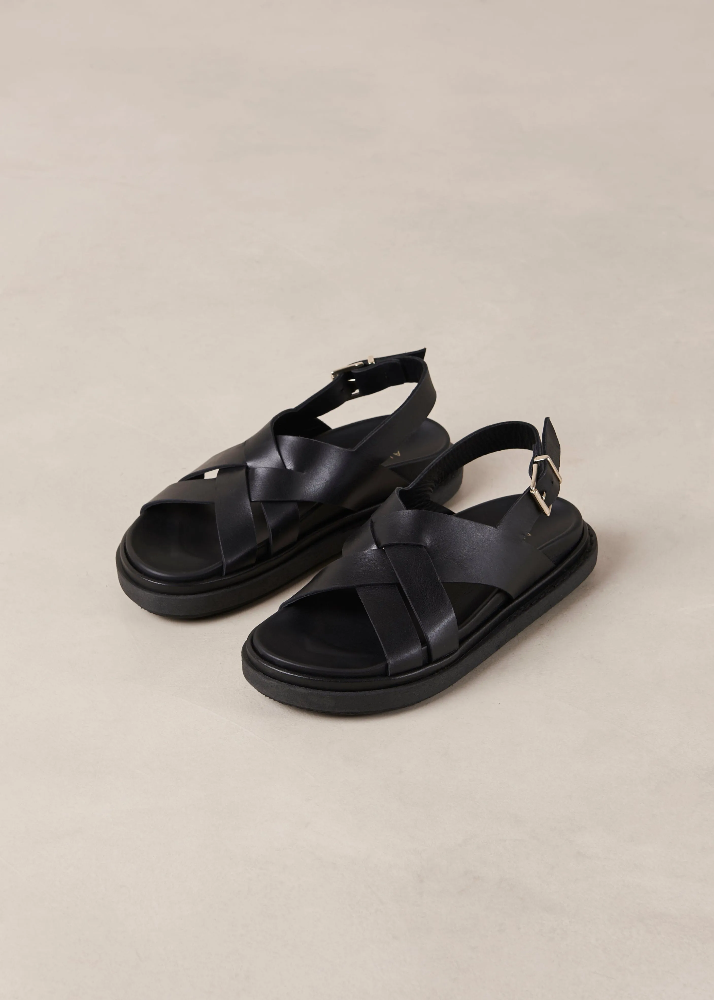 Trunca Black Leather Sandals