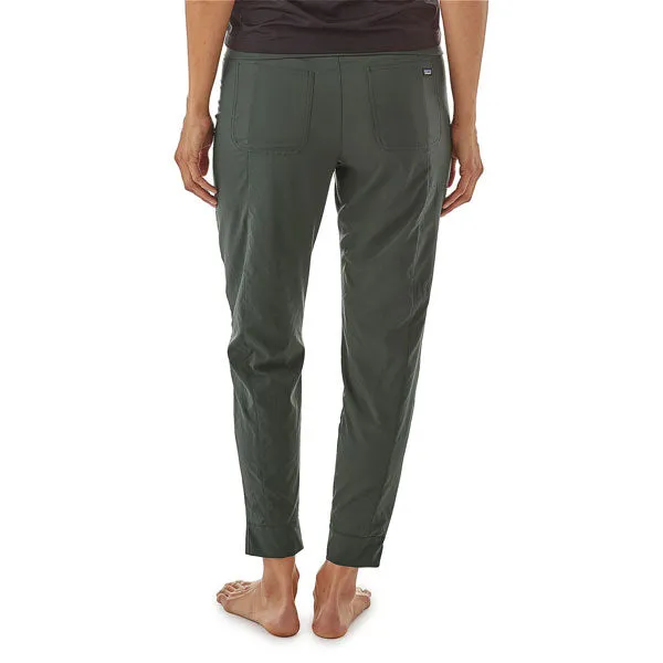 Women's Light & Lined Studio Pant